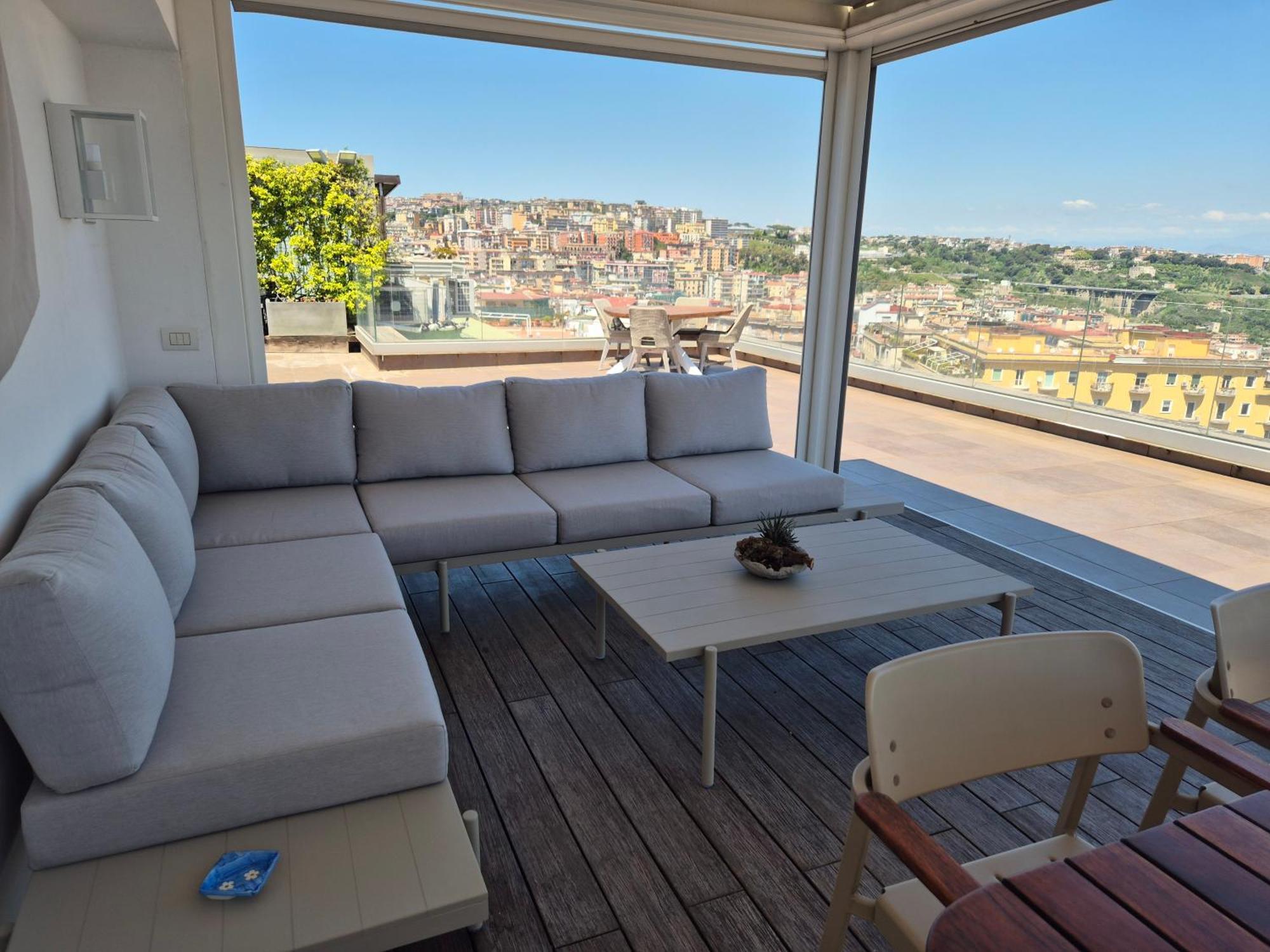 Terrazza Manu - Loft Suspended Over The City-Vomero نابولي المظهر الخارجي الصورة