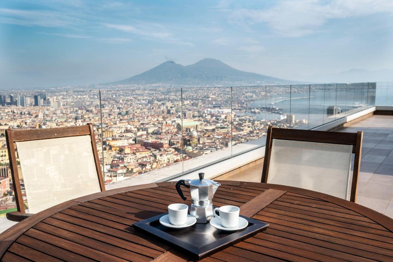 Terrazza Manu - Loft Suspended Over The City-Vomero نابولي المظهر الخارجي الصورة